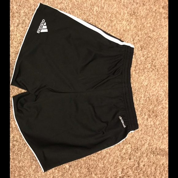 Adidas basketball Shorts - Picture 3 of 5